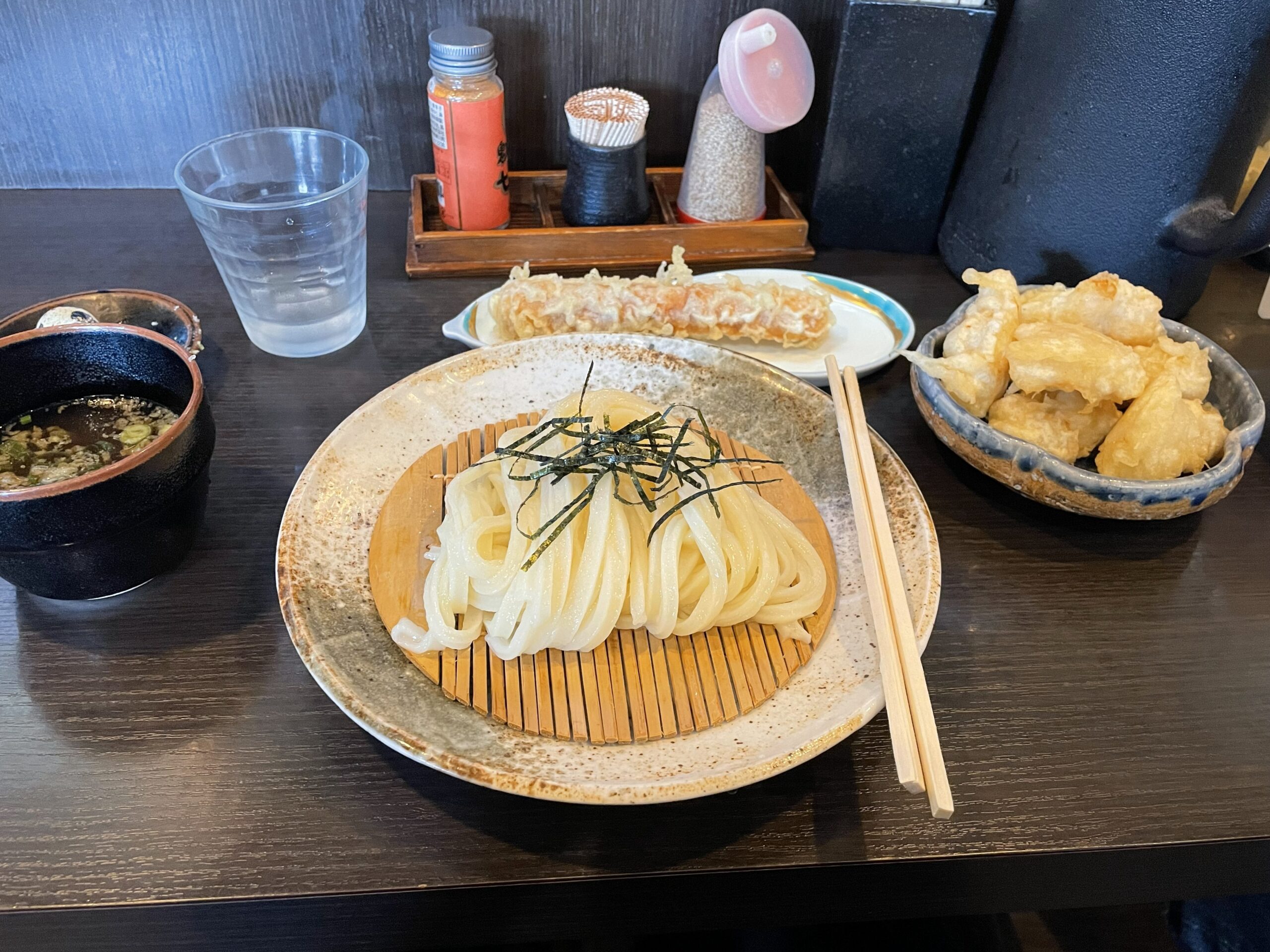 四国 カップル 旅行 モデルコース 香川 讃岐うどん
